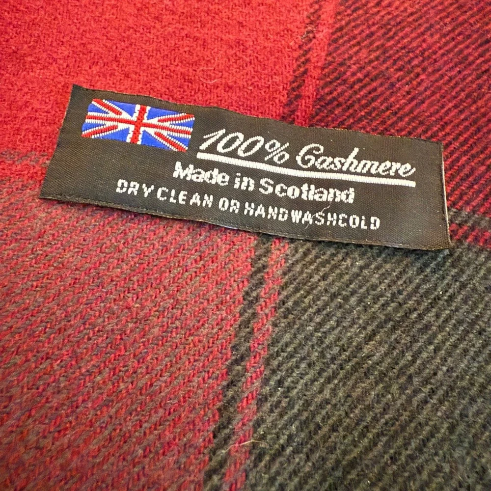 100% Cashmere‎ Plaid Scarf Made in Scotland Red Grey Maroon Luxury Warm Fringe